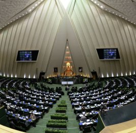 Депутат Боруджерди: иранский парламент обсуждает отказ от членства в ДНЯО