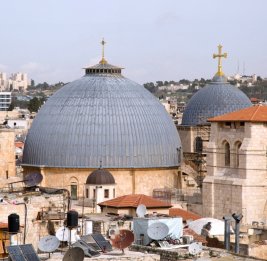 Латинскому патриарху Иерусалима все-таки разрешили пройти в храм Гроба Господня