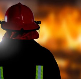 В Шеки произошёл пожар в доме: есть пострадавшие