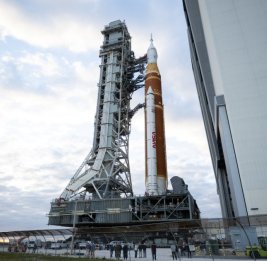 НАСА приступило к обратному отсчету перед запуском миссии Artemis II