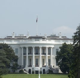 Трамп: в строящемся бальном зале в Белом доме есть убежище