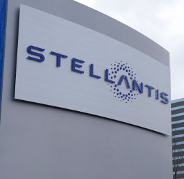 Крупный отзыв автомобилей в Германии: Stellantis устраняет риск возгорания