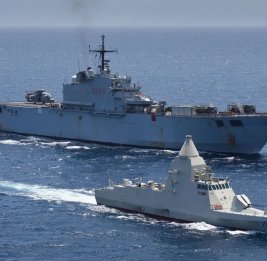 
ОАЭ намерены помочь США в разблокировке Ормузского пролива