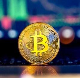 
Биткоин завершил месяц с приростом в 1,8%, Ethereum - почти 7%