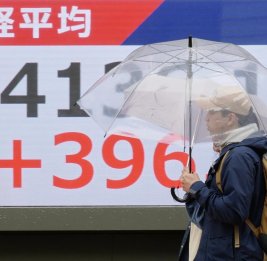 Нефть выросла, рынки упали после обращения Трампа