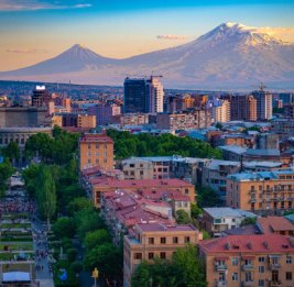 Москва: Армяне грезят о лучшей жизни, их искушают