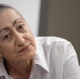 Слова против фактов