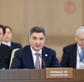 
Казахстан планирует подписать с Азербайджаном межправительственное соглашение по Среднему коридору