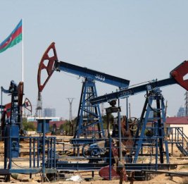 
Азербайджанская нефть торгуется по цене выше 141 доллара