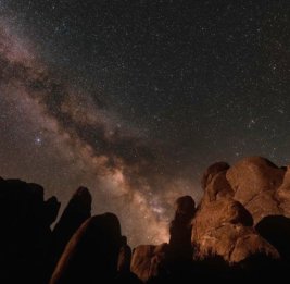 Миссия с астронавтами NASA впервые более чем за 50 лет стартовала к Луне