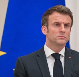 Макрон считает нереалистичной силовую операцию в Ормузском проливе