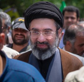 В Иране отвергли сообщения об эвакуации Хаменеи в Россию