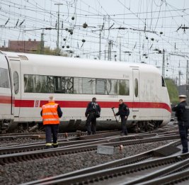 Мужчина устроил взрыв в поезде в Германии, пострадали 12 человек