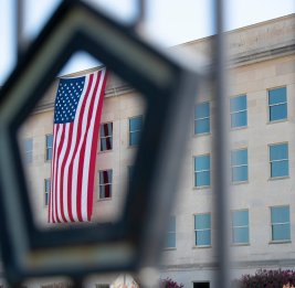 Американские СМИ не исключили отставки главы ФБР и министра армии США