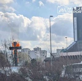 Огромный крест, у которого Папа Иоанн Павел II служил мессу, сгорел в Варшаве