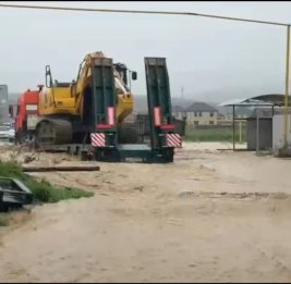 
В Дербентском районе Дагестана более 350 человек эвакуировали из-за прорыва плотины