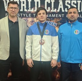 Азербайджанский борец завоевал бронзовую медаль в США