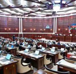 
Милли Меджлис проведет очередное заседание 10 апреля