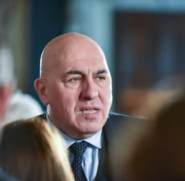 Глобальное лидерство США под угрозой