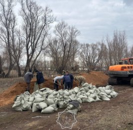 Прорванная плотина в Казахстане восстановлена