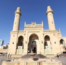 
В УМК отвергли оценку религиозной ситуации в Азербайджане со стороны комиссии США