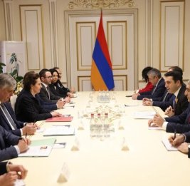 Спикер парламента Армении снова вспомнил о военных преступниках 