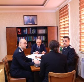 Генеральный прокурор принял граждан в Низаминском районе столицы
