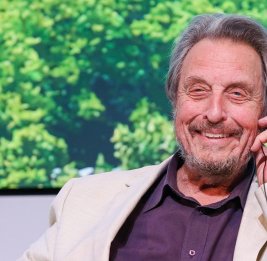 Эррол Маск дал прогноз колонизации Марса