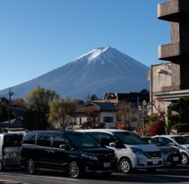 В Японии призвали водителей автомобилей экономить топливо