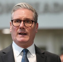 Премьер Британии и султан Омана обсудили ирано-американские переговоры