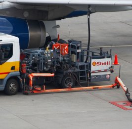 
Авиакомпании призывают ЕС вмешаться из-за нехватки авиационного топлива