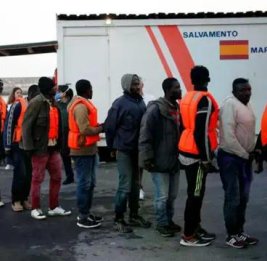 В Испании одобрили указ о легализации тысяч находящихся в стране мигрантов