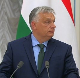 Орбан выступил с обращением после поражения своей партии на выборах