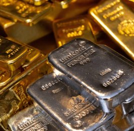 Снизились цены на золото и серебро