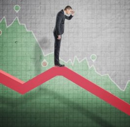 Нефть тянет вниз 
