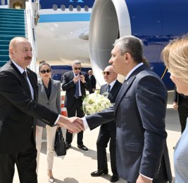 
Президент Азербайджана Ильхам Алиев прибыл с рабочим визитом в Турцию