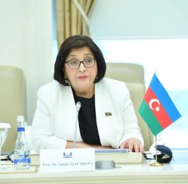 
Сахиба Гафарова сегодня встретится с Аленом Симоняном