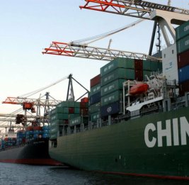 
Yicai: стоимость морских перевозок из Китая на Ближний Восток выросла почти втрое