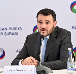 
Эмин Агаларов предложил проводить азербайджано-российский бизнес-форум ежегодно