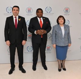 Председатели парламентов Азербайджана и Армении встретились в Стамбуле