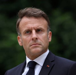 Макрон назвал ошибкой решение США