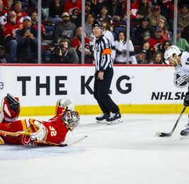 &laquo;Лос-Анджелес&raquo; в гостях проиграл &laquo;Колорадо&raquo; со счетом 1:2