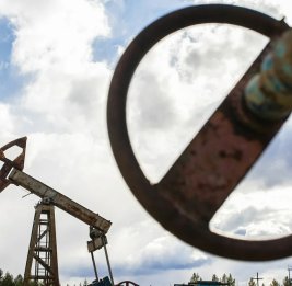 Brent подешевел на негативном фоне переговоров США и Ирана
