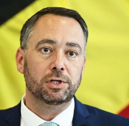 Глава МИД Бельгии: ЕС нужно политически и экономически поддержать Азербайджан и Армению