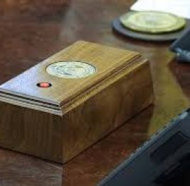 Вашингтон будет пресекать попытки Франции перехватить ядерную кнопку