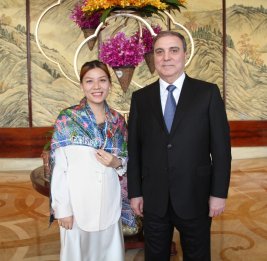 Живой символ дружбы 