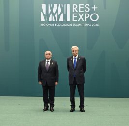 
Премьер-министр Али Асадов принял участие в Региональном экологическом саммите в Астане