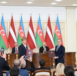 Состоялся обмен азербайджано-латвийскими документами