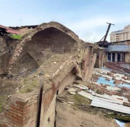 Следы вандализма, неподвластные времени