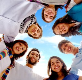 
Сегодня - Международный день солидарности молодежи